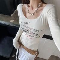 ราคา Long-Sleeve Scoop Neck Lettering Print Slim Fit Crop T-Shirt (1132267716)