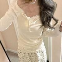 ราคา Mock Two-Piece Long-Sleeve Lace Trim Ribbed Floral Print Panel T-Shirt (1127521972)