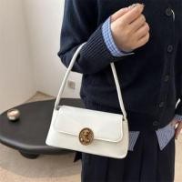 ราคา Bear Buckled Flap Faux Leather Shoulder Bag (1132494500)