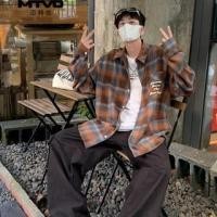 ราคา Long-Sleeve Lettering Plaid Shirt (1132573610)