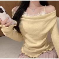 ราคา Cold-Shoulder Long-Sleeve Mesh Floral Knit Top (1132732785)