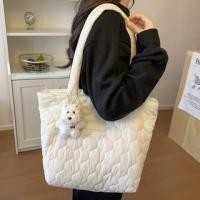 ราคา Plain Applique Quilted Carryall Bag / Bag Charm / Set (1132790445)