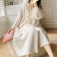 ราคา V-Neck Ruffle Panel Coral Fleece Tie-Up Robe / Elastic Waist Straight Leg Pajama Pants (1132882563)