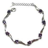 ราคา TANITTgems สร้อยข้อมือเงินประดับพลอยอะเมทิสต์น้ำงาม (216671505)