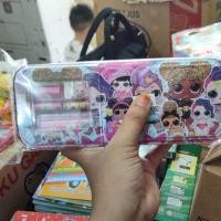 ราคา กล่องดีบุกกล่องดินสอลายตัวอักษร (3011949698)