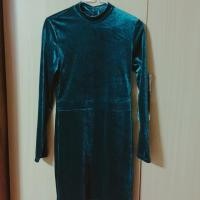 ราคา H&M เดรสสั้น สีเขียว H&M เปิดหลัง น้องนอนตู้ ไม่เคยใช้งานเพราะหลังเซ็กซี่เกินคะ (927930403)