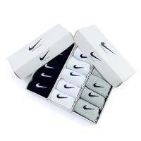 ราคา ถุงเท้า NIKE ไนกี้ ถุงเท้าแฟชั่น ถุงเท้าวิ่ง ถุงเท้าฟิตเนส กล่องนึงมี 5 คู่สีเดียวกัน (3977493358)