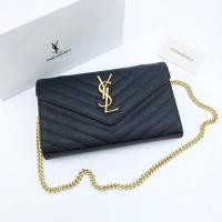ราคา YVES SAINT LAURENT MONOGRAM CHAIN WALLET IN GRAIN DE POUDRE EMBOSSED LEATHER กระเป๋าสะพายข้าง อีฟแซง วายเอสแอล คาเวียร์ (6248593100)