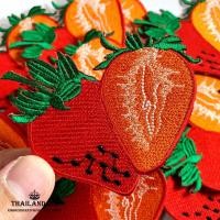 ราคา ตัวรีดติดเสื้อ ลาย สตรอว์เบอร์รี การ์ตูน ผลไม้ Strawberry Patch งานปัก DIY wop ตัวรีด อาร์ม ติดเสื้อ ของกิน ตกแต่งเมนู (5248998230)