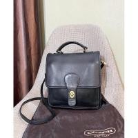 ราคา COACH vintage 2 way mini handbag 8.5/10 ของแท้ สภาพดี ทรงเล็กกะทัดรัด หนังแท้ หนังสวย ทรงดี อะไหล่วินเทจสวย มีถุงผ้า (22015809212)