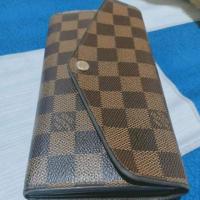 ราคา Lv sarah long wallet damier dc14 สภาพใช้งานแต่ ยังสวย ยาแนวยังเต็ม แท้100% (2028175867)