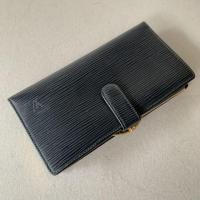 ราคา LV EPI wallet อะไหล่ทอง (7117366975)