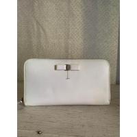 ราคา Salvatore Ferragamo zip-Around Wallet (22114079642)