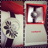 ราคา นาฬิกา Cacharel พร้อมกล่อง (7731880)