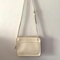 ราคา กระเป๋าหนังแท้ Coach ของแท้ สีขาว มือสอง วินเทจ (1962177530)