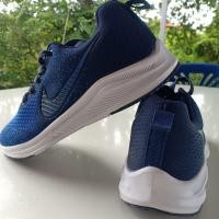 ราคา รองเท้าผ้าใบ มือ2 / สภาพ 99% ( ยังไม่ได้ใส่ค่ะ ) (9284483587)