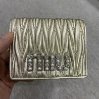 ราคา keep unused miu miu short wallet Y2019 (17561580079)