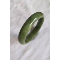 ราคา กำไลหยกพม่าเจไดท์ สีเขียวขี้ม้าอมเหลือง เนื้อเทียนวาว (11904045159)