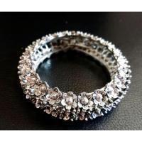 ราคา กำไลข้อมือ กำไลชุดไทย กำไลสีเงินรมดำ ลายดอกไม้นูน by FULLTENi (2174088819)