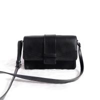 ราคา [กระเป๋ามือสอง] ANNE KLEIN ของแท้! cross body หนังซาฟีโน่ 9นิ้ว สีดำ กระเป๋าสภาพดี กระเป๋าสะพายข้าง แอนน์ ไคลน์ (9796413187)