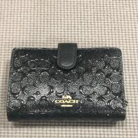 ราคา Coach กระเป๋าดุม หนังเเก้วสีดำ รุ่นF25937 (1533205399)