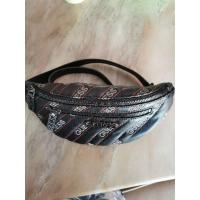 ราคา กระเป๋าคาดอก guess หนังนิ่ม (3384589357)