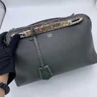 ราคา BU220503568] Fendi / By The Way (21203803005)