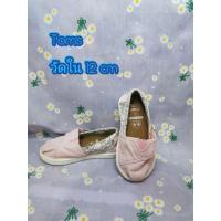 ราคา รองเท้าเด็กมือ2 TOMS ของแท้ (19955167558)