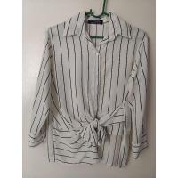 ราคา เสื้อเชิ๊ตสีขาวลายทางดำผูกเอว (7386184093)