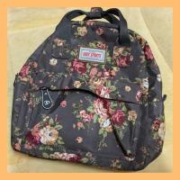 ราคา กระเป๋าเป้มือสองสภาพดีถือได้เป้ได้ใส่ของได้เยอะ (11704349137)