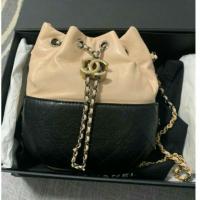ราคา Authentic Used Once Chanel Gabrielle Bucket in Two-Tone Color (3748448951)