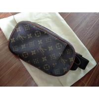 ราคา กระเป๋าหลุยส์คาด อกของแท้ (10302192698)
