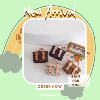 ราคา พร้อมส่ง กระเป๋าสะพายข้างมินิ สะพายข้างแฟชั่น รุ่น หน้าเข็มขัด (23280020430)