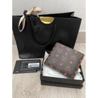ราคา กระเป๋าตังค์ผู้ชาย MCM (13921016200)