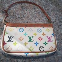 ราคา มือสอง lv pochette multicolor สภาพใช้งาน (4058387660)