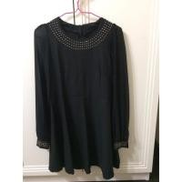 ราคา เดรสสั้น สีดำ ตกแต่งหมุดที่คอและแขนเสื้อ มือสอง (130523951)