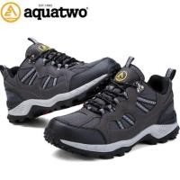 ราคา Aquatwo รองเท้าหนังแท้ กันน้ำอย่างดี สำหรับลุยป่า ปีนเขา รุ่น304 (สีเทา) (464019499)