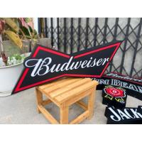 ราคา ป้ายไฟร้านเหล้าเบียร์budweiser (23347616103)