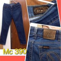 ราคา ยีนส์มือสองสภาพดีmcแท้ยีนส์ผ้านิ่ม ไม่มีตำหนิ (1067154355)