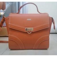 ราคา กระเป๋าสะพาย Jacob international (1606185014)