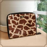 ราคา กระเป๋าสตางค์​ Prada​ มือสอง (10309712115)