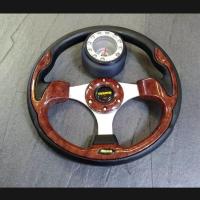 ราคา ครบชุดพวงมาลัยแต่ง momo ลายไม้ก้านเงิน 12นิ้ว + พร้อมคอพวงมาลัยตรงรุ่น แชทระบุรุ่นรถของท่านได้ ใส่ได้ทุกรุ่น (7660232036)