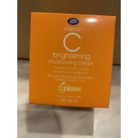 ราคา มอยส์เจอร์ไรซิ่งครีม Boots Vitamin C Brightening Moisturising Cream 50ml (8388488894)