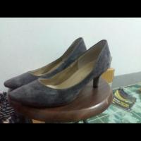 ราคา รองเท้ามือสองสภาพดี (1194422776)