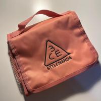 ราคา (พร้อมส่ง!) 3CE WASH BAG ทรีซีอี วอช แบ๊ก กระเป๋าเครื่องสำอาง (19177472664)