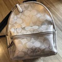 ราคา coach mini charlie backpack in signature canvas #f39511เป้ มินิ coach ขายแต่ของแท้เท่านั้น 100% มือสองแม่ค้าใช้เอง (2498364956)