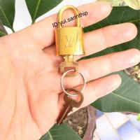 ราคา กุญแจlvแท้ แม่ลูกเบอร์300 ลูก 2ดอก (3218484540)
