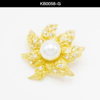 ราคา เข็มกลัดดอกไม้ ก้านสั้น ติดเสื้อ พลอยยุโรป (688235042)