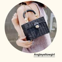 ราคา พร้อมส่ง กระเป๋าสานทรงสี่เหลี่ยม แนววินเทจ ใช้ถือและสะพายได้ มีมีสายสะพายข้างให้ ใส่ได้ทุกสไตล์ แบบใหม่ (13923506921)