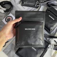ราคา Balenciaga explorer (new) (15546443932)